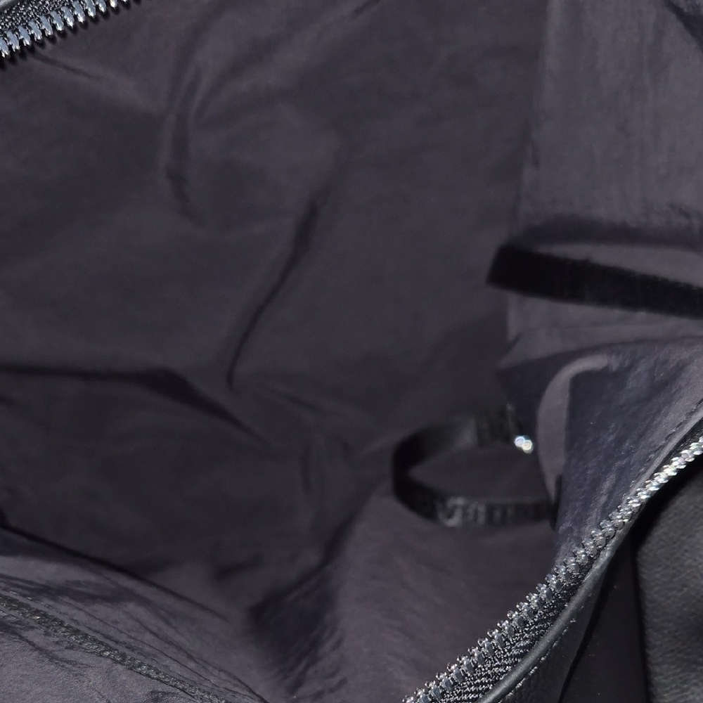Baggu Recycled Leather Shoulder Bag - Picture 9 of 9
